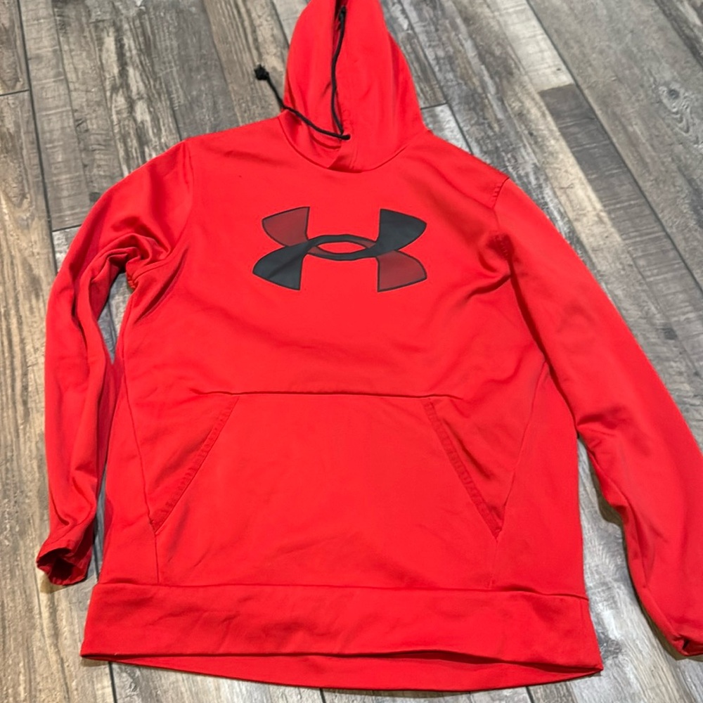 Men’s Adult Medium Under Armour Hoodie